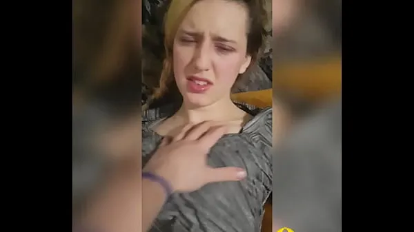 اخ ينيك اخته عافية في الصالة انا هنيكك يا شرموطة اخوكي سكس محارم