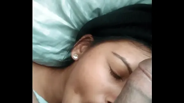 مراتي تمص زب اخويا صحاها ترضع زوبره حقيقي مقاطع سكس محارم تويتر